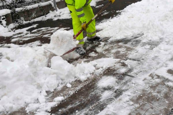 Winter Liability Risks for Businesses: Snow Removal and Legal Responsibility