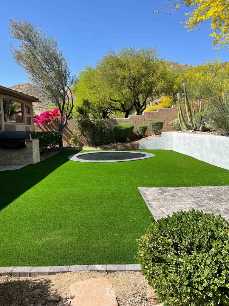 Choosing Quality: A List of Leading Synthetic Lawn Manufacturers