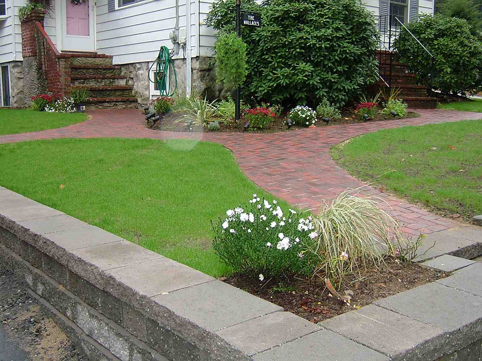 Gateways to Grandeur: Landscaping Ideas for Estate Entrances