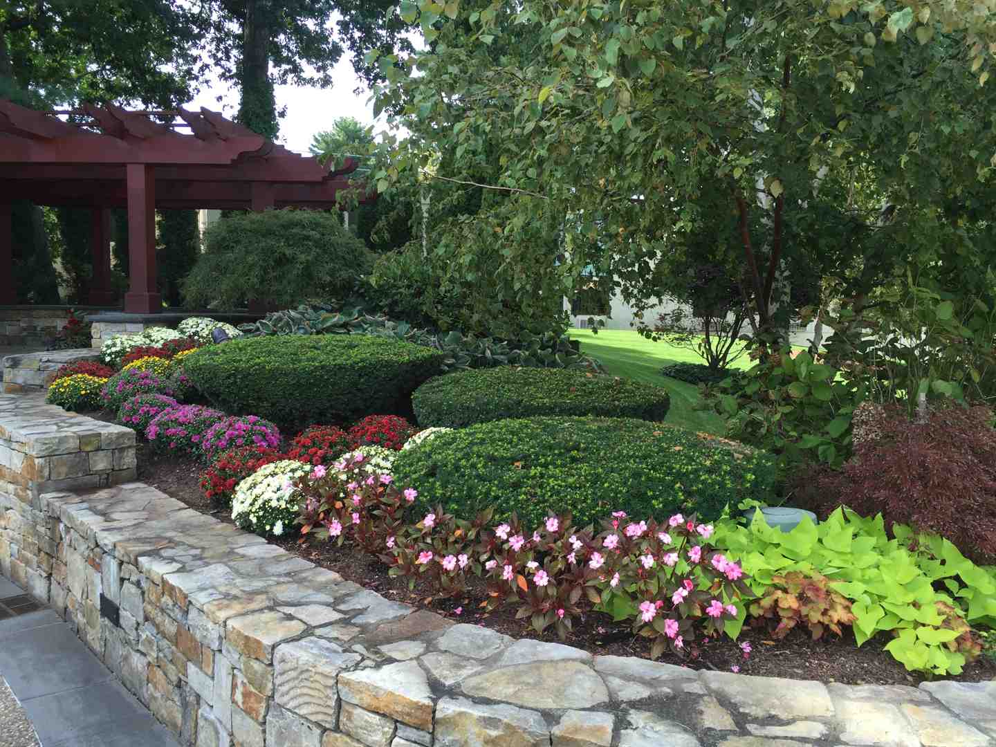 Designing Your Dream Outdoor Space: A Hardscaping and Landscape Design Guide