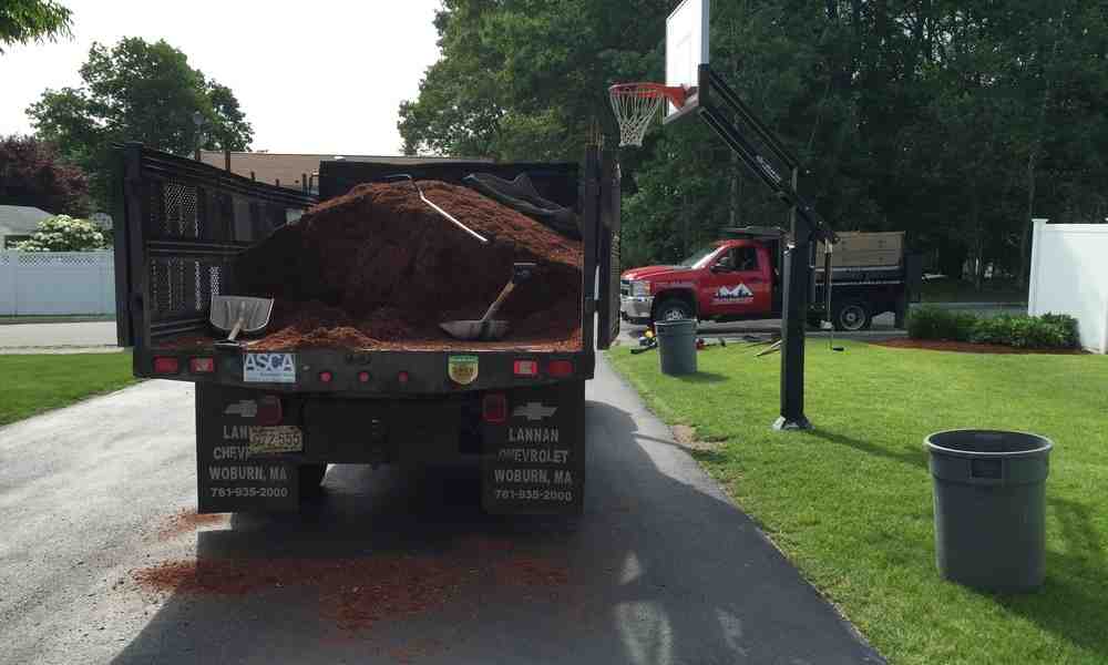 How to Get Bulk Mulch and Topsoil Delivered Without the Mess How to Get Bulk Mulch and Topsoil Delivered Without the Mess